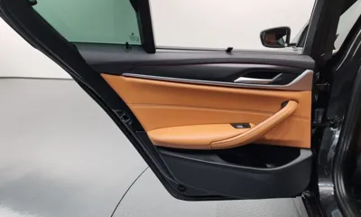 BMW 5-Series 2023, 47555 км, за 24395.03 USD - фото 25