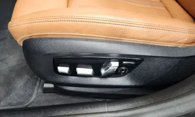 BMW 5-Series 2023, 47555 км, за 24395.03 USD - фото 32