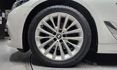 BMW 5-Series 2018, 115279 км, за 16198.3 USD