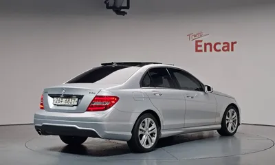 Mercedes-Benz C-Class 2013, 135583 км, за 4225.44 USD
