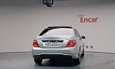 Mercedes-Benz C-Class 2013, 135583 км, за 4225.44 USD