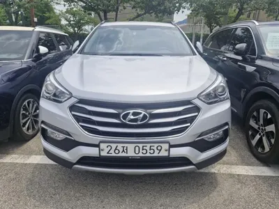 Hyundai Santafe 2016, 77000 км, за 8794.79 USD
