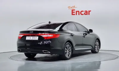 Hyundai Grandeur 2013, 118806 км, за 3612.72 USD