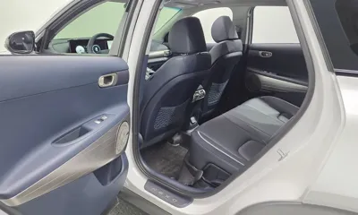 Hyundai Nexo 2022, 50227 км, за 14311.75 USD - фото 12