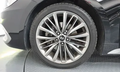 Hyundai Grandeur 2018, 89116 км, за 10358.31 USD