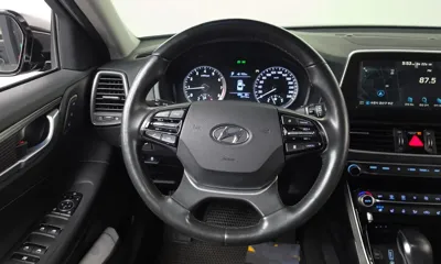 Hyundai Grandeur 2018, 89116 км, за 10358.31 USD - фото 13