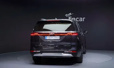 Kia Canival 2021, 105061 км, за 17669.46 USD