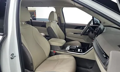 Kia Canival 2023, 49037 км, за 19516.02 USD - фото 26
