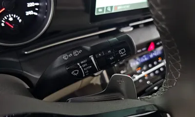 Kia Canival 2023, 49037 км, за 19516.02 USD - фото 27