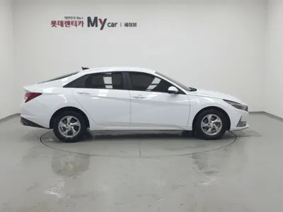 Hyundai Avante 2023, 53954 км, за 7630.76 USD - фото 6