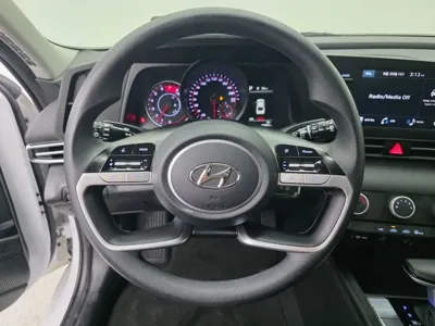 Hyundai Avante 2023, 53954 км, за 7630.76 USD - фото 12