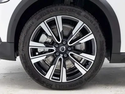 Volvo V60 2026, 22 км, за 34134.17 USD