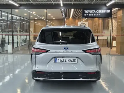 Toyota Sienna 2025, 2501 км, за 43024.16 USD