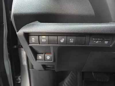 Toyota Sienna 2025, 2501 км, за 43024.16 USD - фото 11