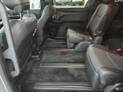 Toyota Sienna 2025, 2501 км, за 43024.16 USD - фото 14