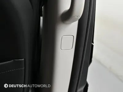 Hyundai Staria 2023, 37684 км, за 18839.44 USD - фото 17