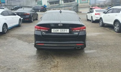 Kia K5 2016, 269169 км, за 2494.42 USD