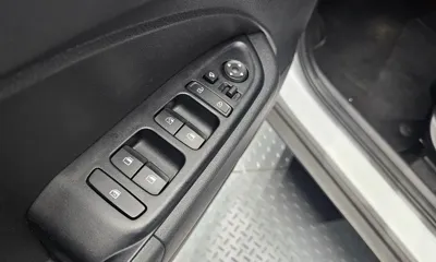 Hyundai Venue 2022, 84297 км, за 10726.12 USD - фото 29