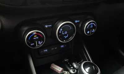 Hyundai Venue 2022, 84297 км, за 10726.12 USD - фото 32