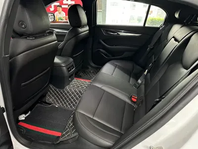 Cadillac CT5 2020, 74000 км, за 13213.4 USD - фото 8