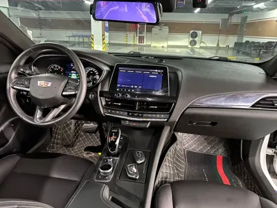 Cadillac CT5 2020, 74000 км, за 13213.4 USD - фото 12