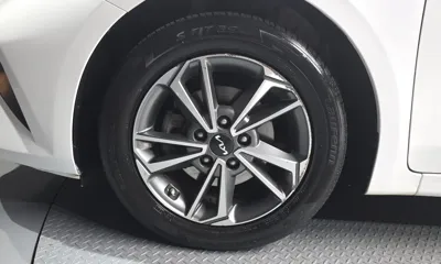 Kia K3 2022, 105186 км, за 8794.79 USD