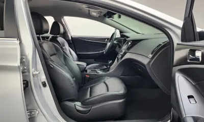 Hyundai Sonata 2013, 84090 км, за 3387.62 USD - фото 26