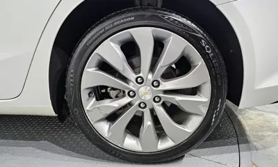 ChevroletGMDaewoo Malibu 2021, 109378 км, за 8131.68 USD - фото 21