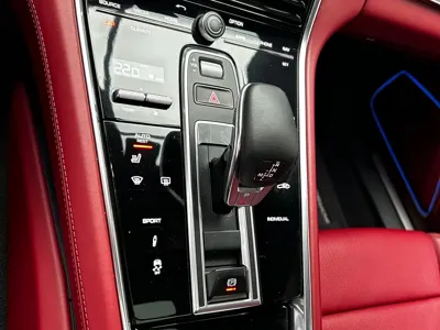 Porsche Panamera 2020, 45000 км, за 88108.94 USD - фото 13