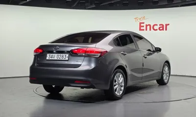 Kia K3 2016, 129383 км, за 3741.63 USD
