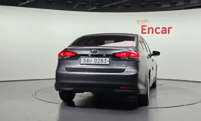 Kia K3 2016, 129383 км, за 3741.63 USD