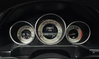 Mercedes-Benz E-Class 2016, 178423 км, за 7159.74 USD - фото 8