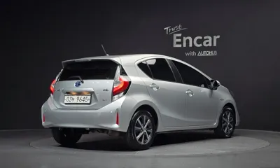Toyota Prius 2019, 84641 км, за 8143.33 USD