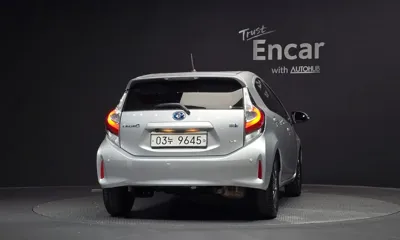 Toyota Prius 2019, 84641 км, за 8143.33 USD