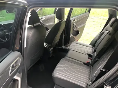 Volkswagen Tiguan L 2022, 40000 км, за 15273.39 USD - фото 7