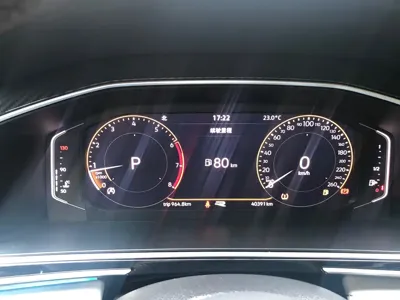 Volkswagen Tiguan L 2022, 40000 км, за 15273.39 USD - фото 15