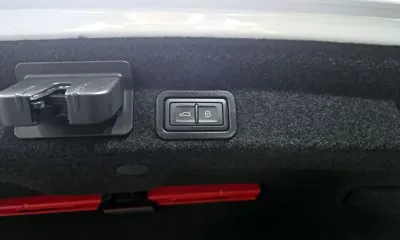 Audi A6 2023, 22340 км, за 27743.64 USD - фото 20