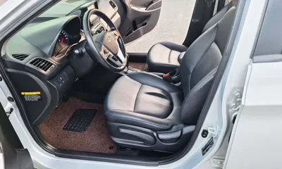 Hyundai Accent 2014, 117283 км, за 2930.26 USD - фото 6