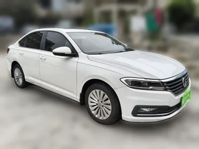 Volkswagen Lavida 2019, 41200 км, за 9828 USD