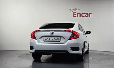 Honda Civic 2017, 127859 км, за 7601.8 USD