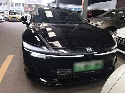 Zeekr 007 2024, 26200 км, за 21392.73 USD