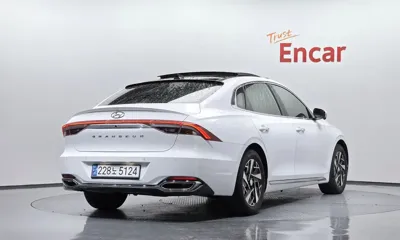 Hyundai Grandeur 2023, 88126 км, за 17499.36 USD