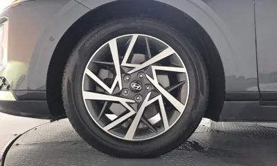 Hyundai Grandeur 2023, 50333 км, за 20840.4 USD