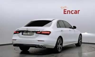 Mercedes-Benz E-Class 2021, 98280 км, за 21333.86 USD