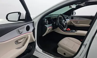 Mercedes-Benz E-Class 2021, 98280 км, за 21172.65 USD - фото 11