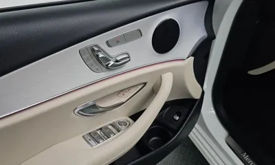 Mercedes-Benz E-Class 2021, 98280 км, за 21172.65 USD - фото 19