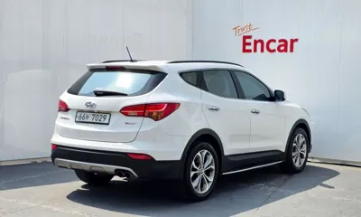 Hyundai Santafe 2014, 143980 км, за 5146.58 USD