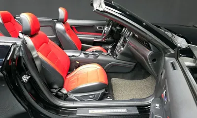 Ford Mustang 2019, 90106 км, за 20283.58 USD - фото 11