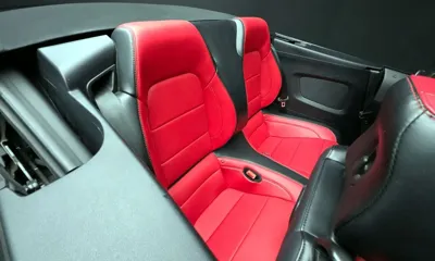 Ford Mustang 2019, 90106 км, за 20283.58 USD - фото 12