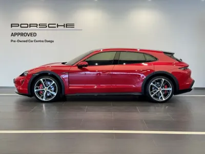 Porsche Taycan 2023, 24630 км, за 80093.74 USD